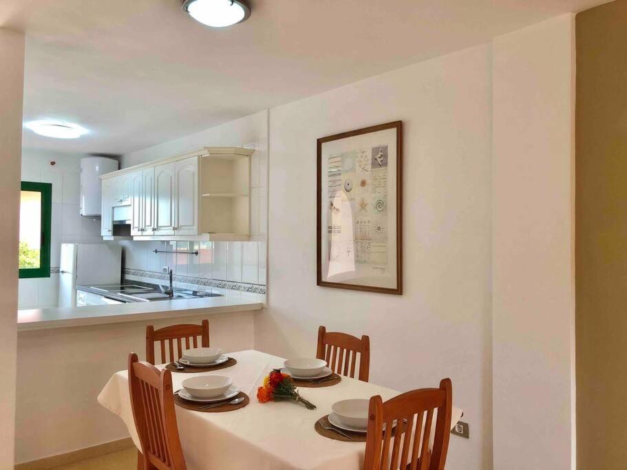 Luminoso Apartamento Con Piscina Y Parking Apartman Puerto de la Cruz  Kültér fotó