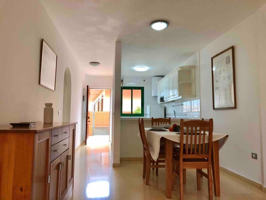 Luminoso Apartamento Con Piscina Y Parking Apartman Puerto de la Cruz  Kültér fotó