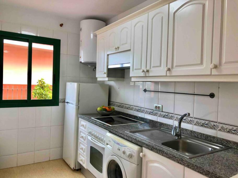Luminoso Apartamento Con Piscina Y Parking Apartman Puerto de la Cruz  Kültér fotó